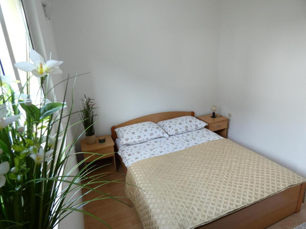 Apartments 'Stine' Orebić Екстериор снимка