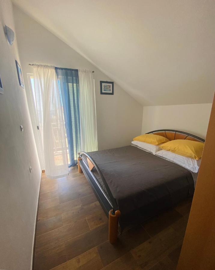 Apartments 'Stine' Orebić Екстериор снимка